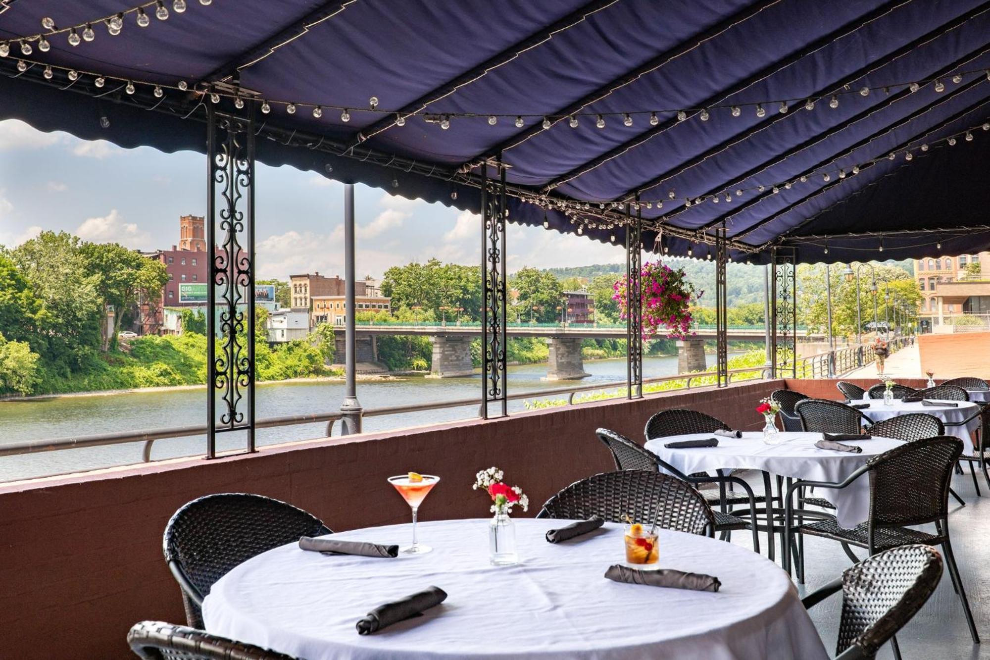 Hotel Holiday Binghamton-downtown Hawley Street By Ihg